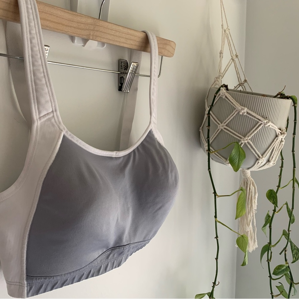 2 for $15 - CHAMPION Sports Bra 🏀 🏈⚽️ BIN 2